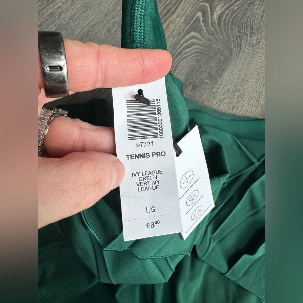 Aritzia TnAction Tennis Pro Skirt in Ivy League Green Size Large - Picture 3 of 7